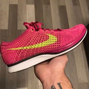 Nike Flyknit Racer ‘FireBerry’